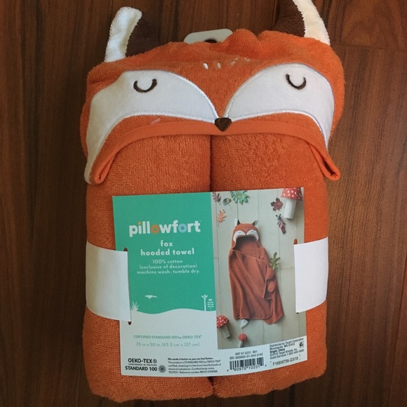 pillowfort hooded towel
